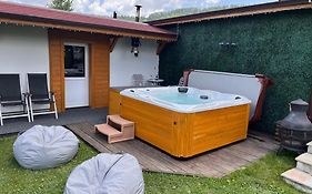 Villa Adelheide - Spa, Bbq & Jacuzzi